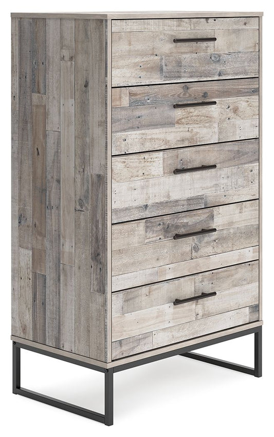 Neilsville - Five Drawer Chest - Whitewash