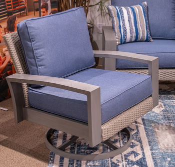 Half Moon Beach - Swivel Lounge With Cushion - Blue / Gray