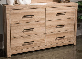 Kinlanni - Six Drawer Dresser - Tan